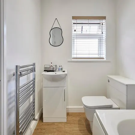 Host & - Jubilee Close