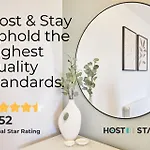 Host & - Jubilee Close בית נופש הנממבי